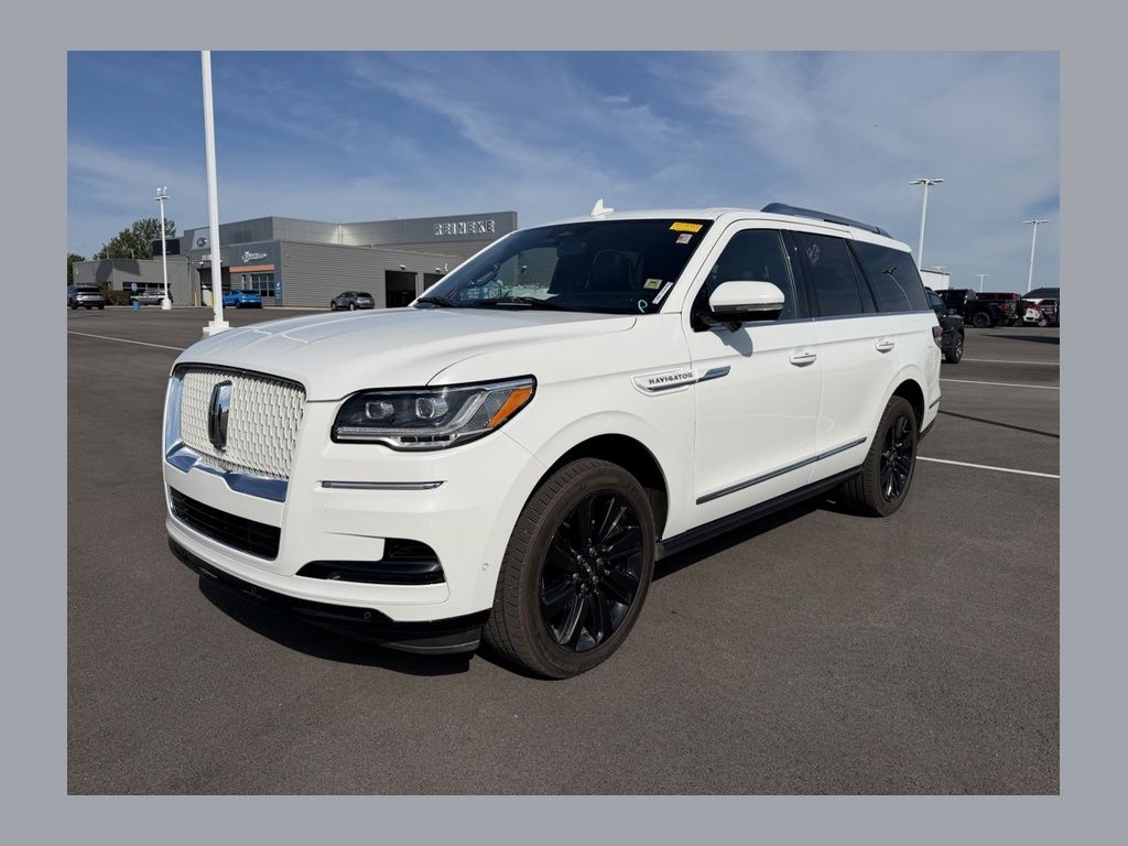 2023 Lincoln Navigator