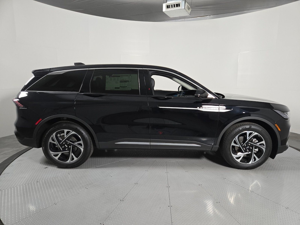 New 2026 Lincoln Nautilus Premiere SUV