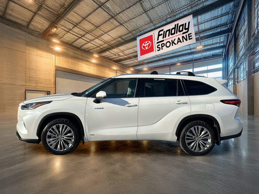 Certified 2021 Toyota Highlander Hybrid Platinum SUV