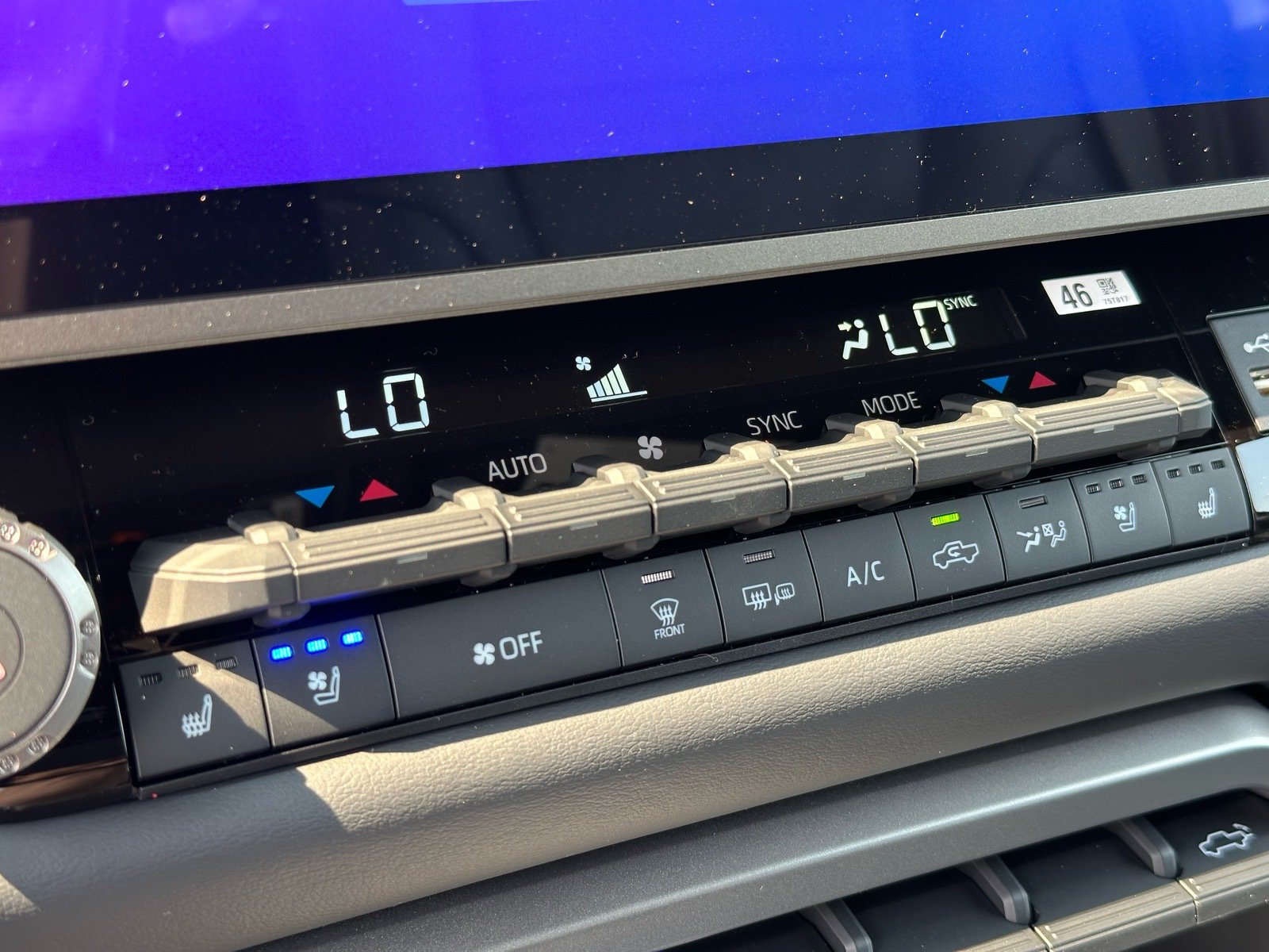 2026 Toyota Tundra Platinum - Photo 16