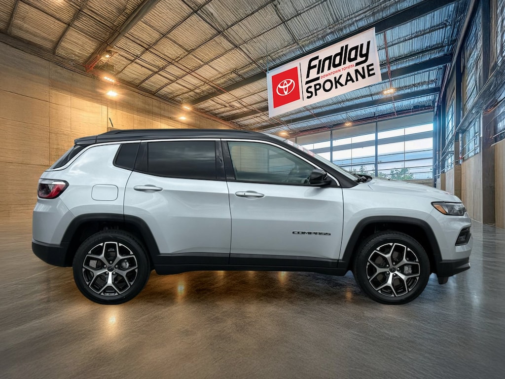 Used 2025 Jeep Compass Limited SUV