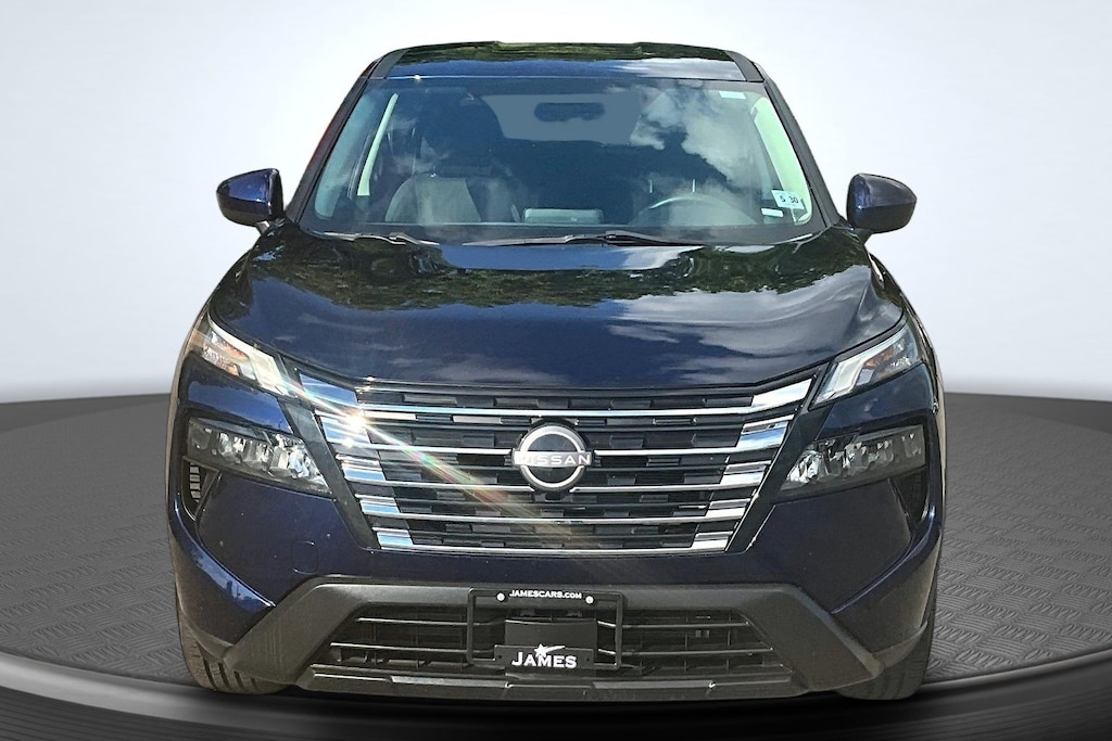 Used 2024 Nissan Rogue SV SUV