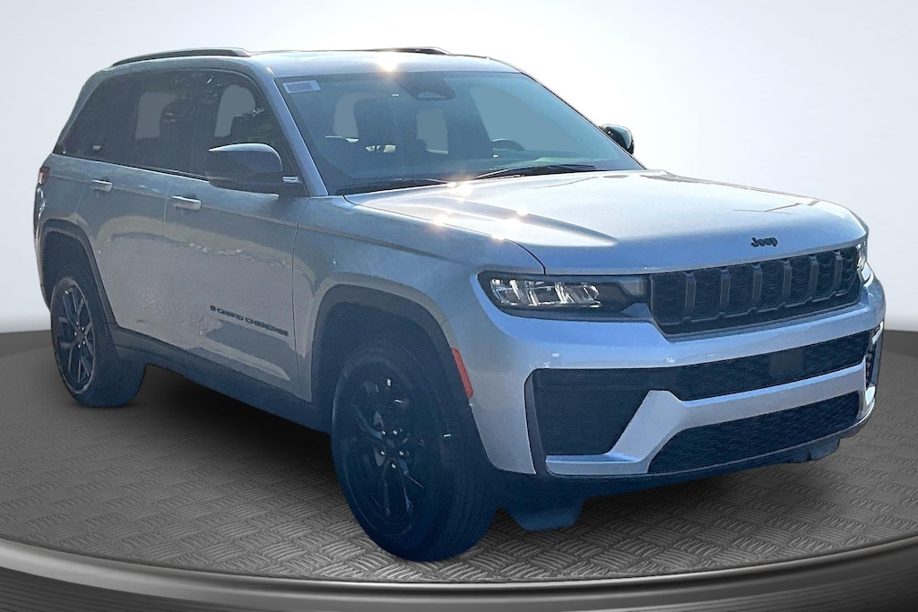New 2026 Jeep Grand Cherokee LAREDO ALTITUDE 4X4 Sport Utility