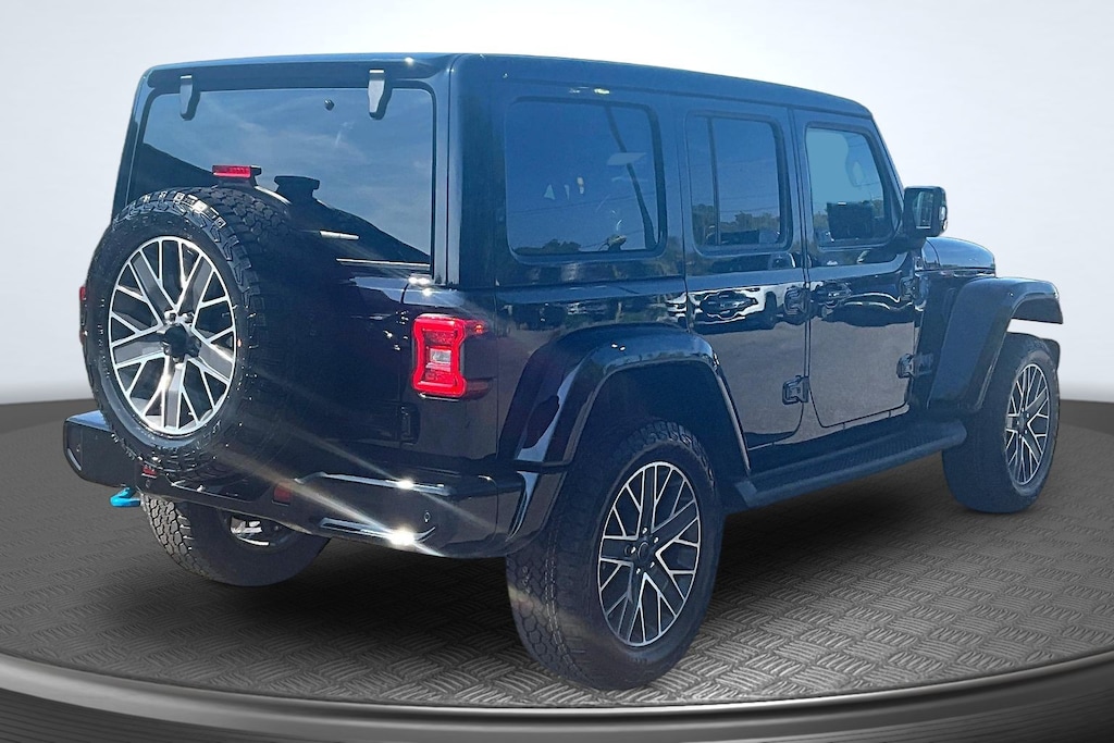 Used 2024 Jeep Wrangler 4xe High Altitude SUV