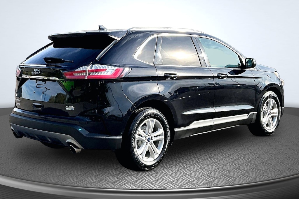 Used 2019 Ford Edge SEL SUV