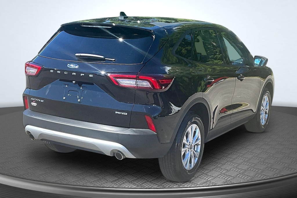 Used 2025 Ford Escape Active SUV