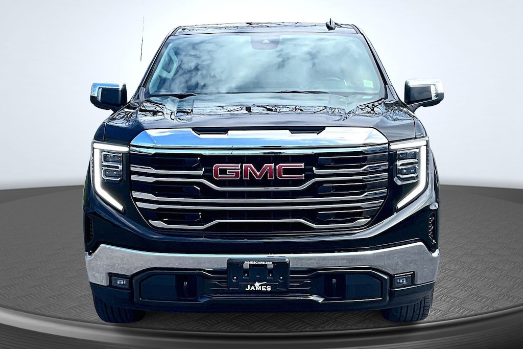 Used 2025 GMC Sierra 1500 SLT Truck Crew Cab