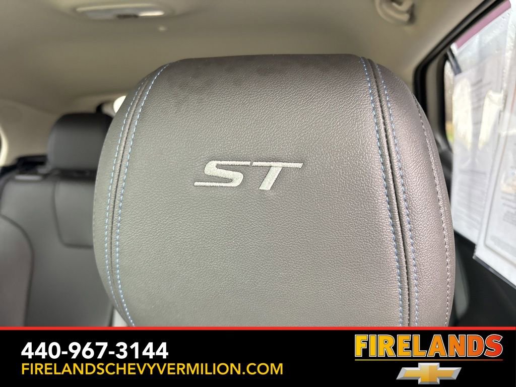Used 2025 Buick Encore GX Sport Touring SUV