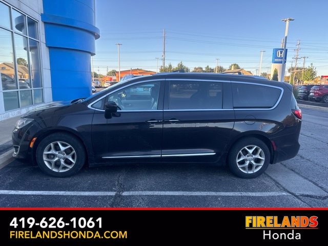 2017 Chrysler Pacifica