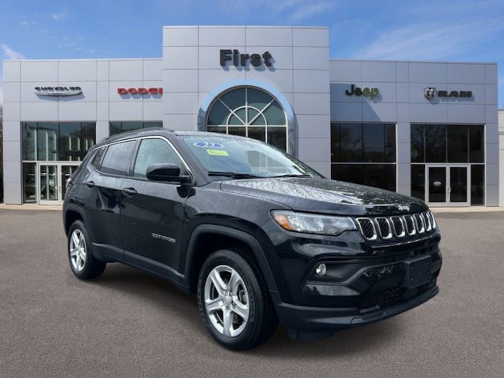 Used 2023 Jeep Compass Latitude SUV
