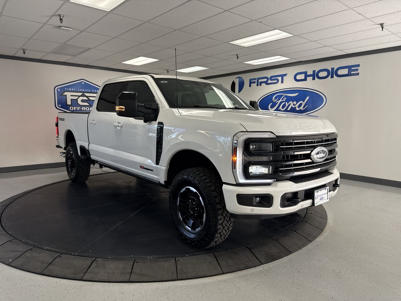 2026 Ford Super Duty F-350 SRW Platinum 4WD Crew Cab 6.75 Box Crew Cab Pickup