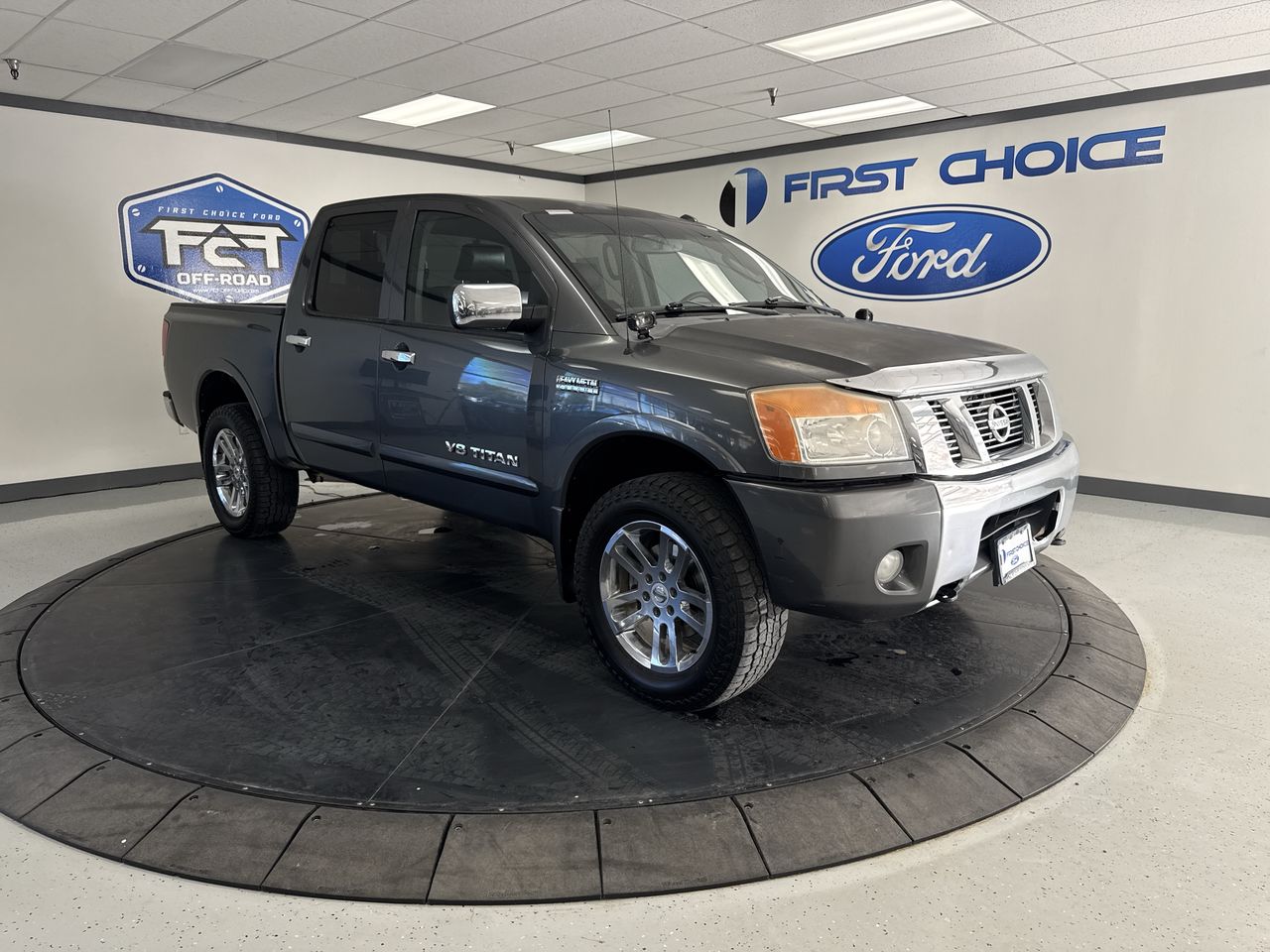 2009 Nissan Titan LE
