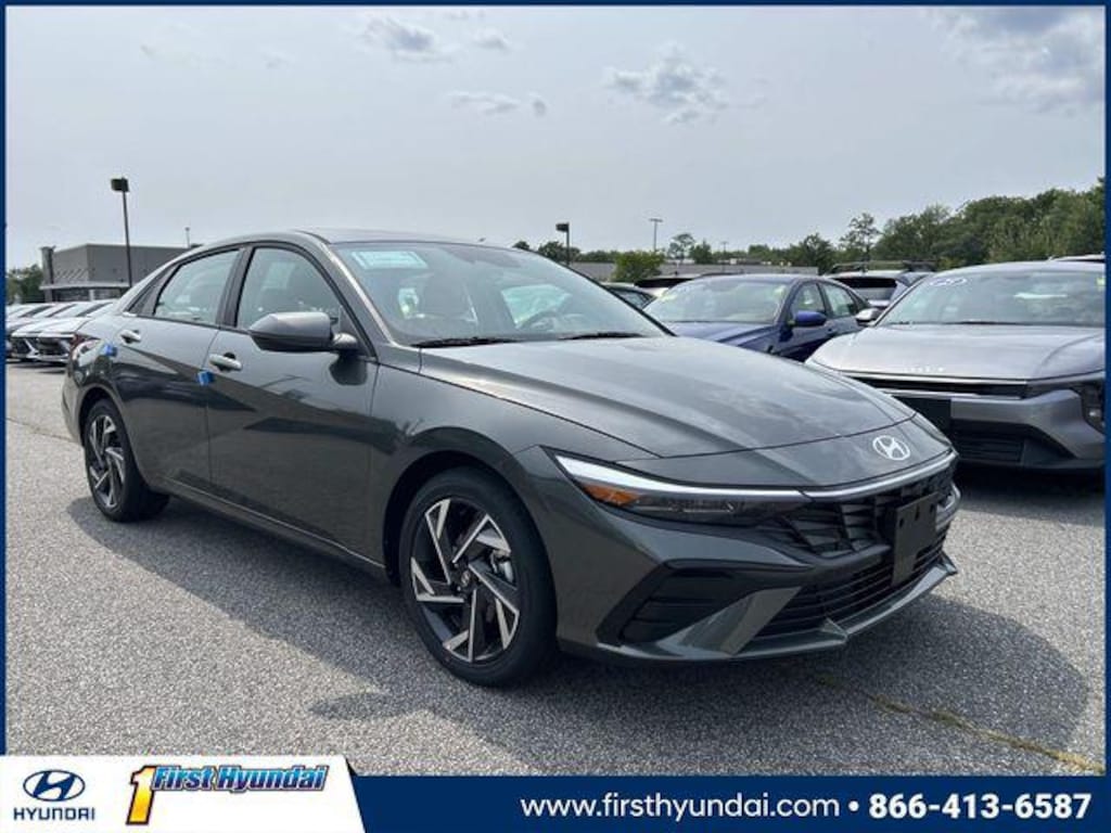 New 2026 Hyundai Elantra Limited Sedan