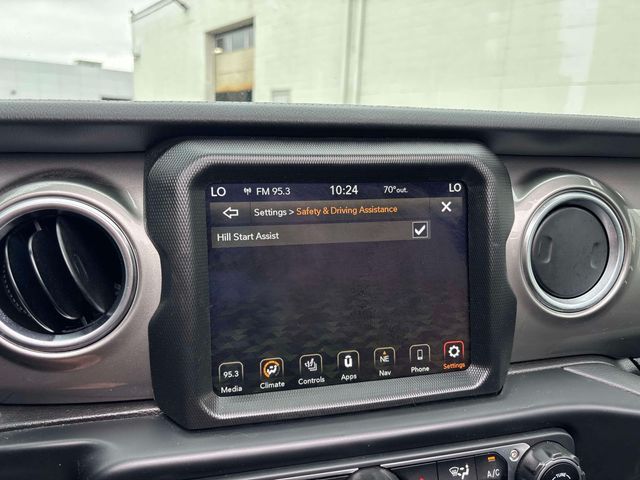 2023 Jeep Wrangler 4-Door Sahara - Photo 29