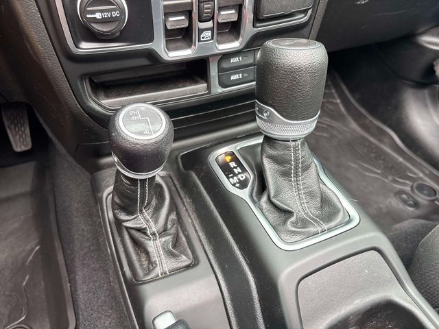 2023 Jeep Wrangler 4-Door Sahara - Photo 30