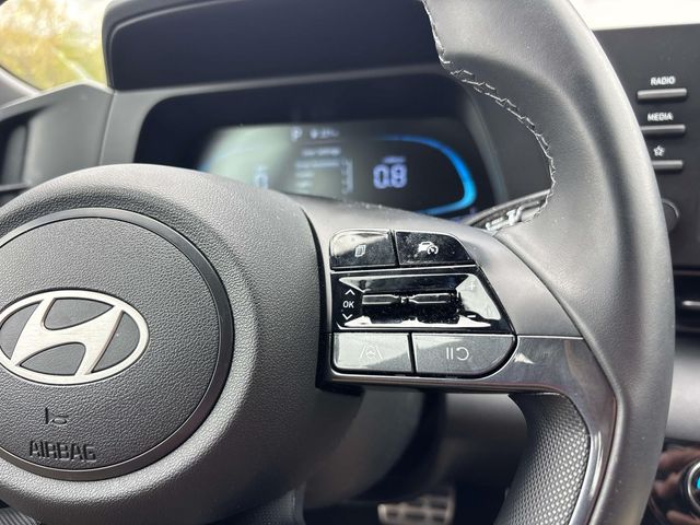 2025 Hyundai Elantra SEL - Photo 18