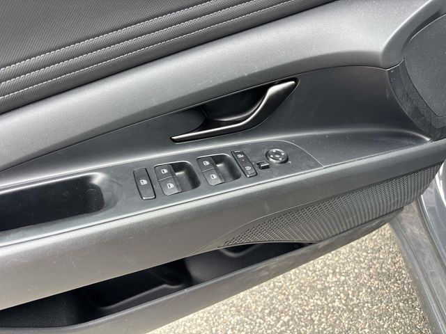 2025 Hyundai Elantra SEL - Photo 15