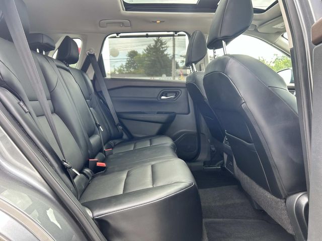 2022 Nissan Rogue SV - Photo 17