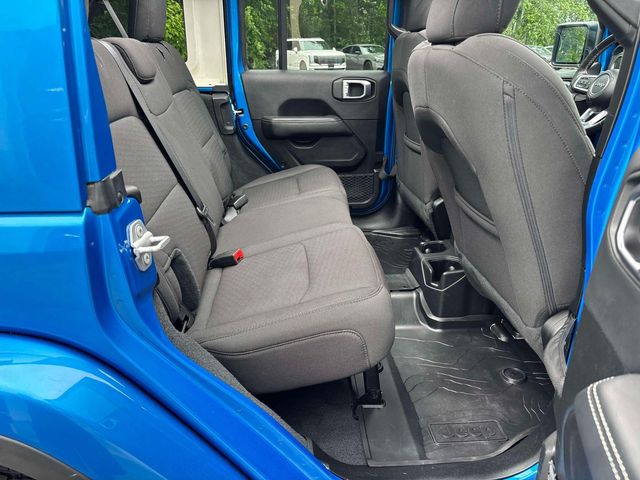 2023 Jeep Wrangler 4-Door Sahara - Photo 17