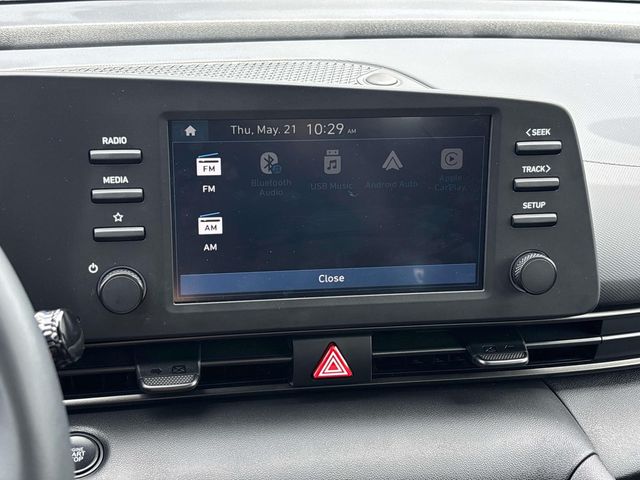 2025 Hyundai Elantra SEL - Photo 18