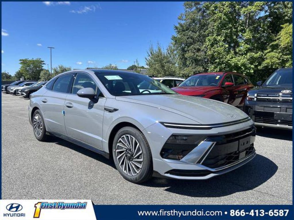 New 2026 Hyundai Sonata Hybrid SEL Sedan