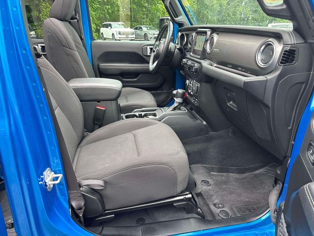2023 Jeep Wrangler 4-Door Sahara - Photo 18