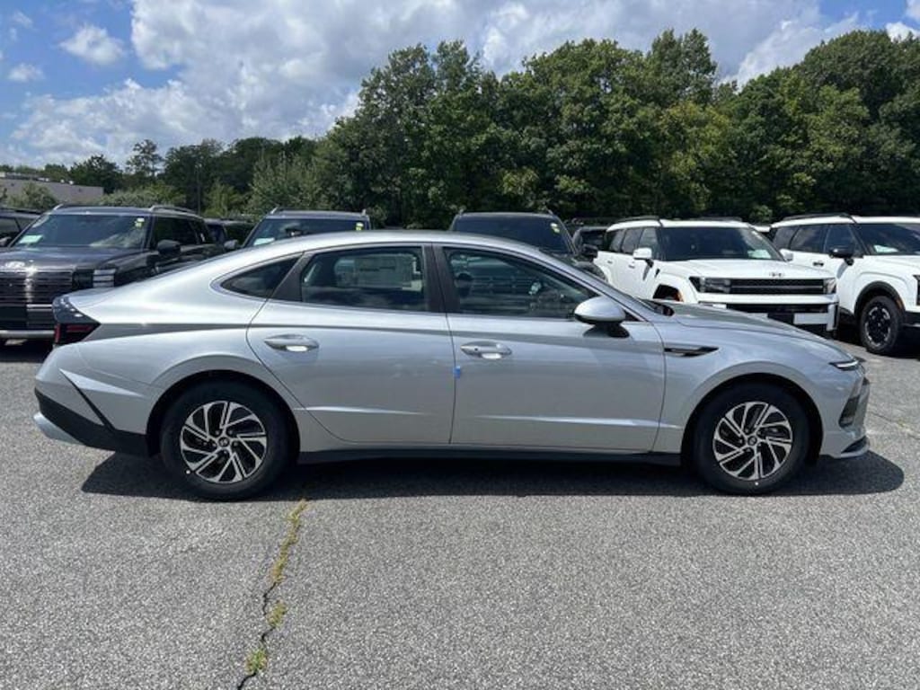 New 2026 Hyundai Sonata Hybrid Blue Sedan