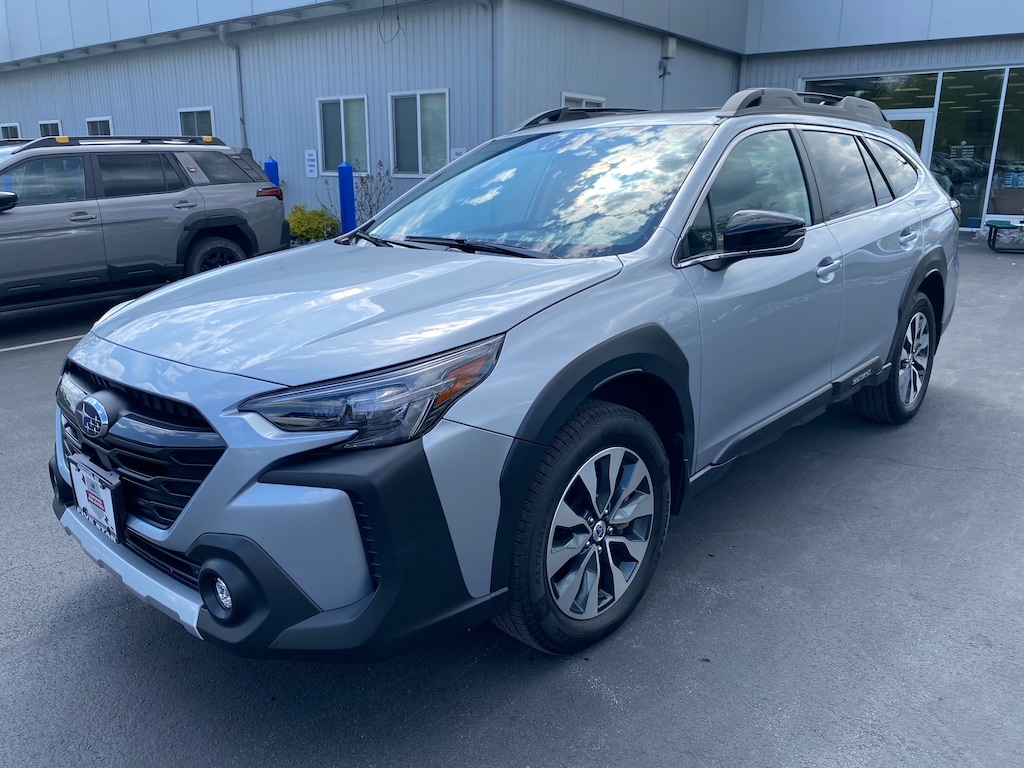Used 2025 Subaru Outback Limited SUV