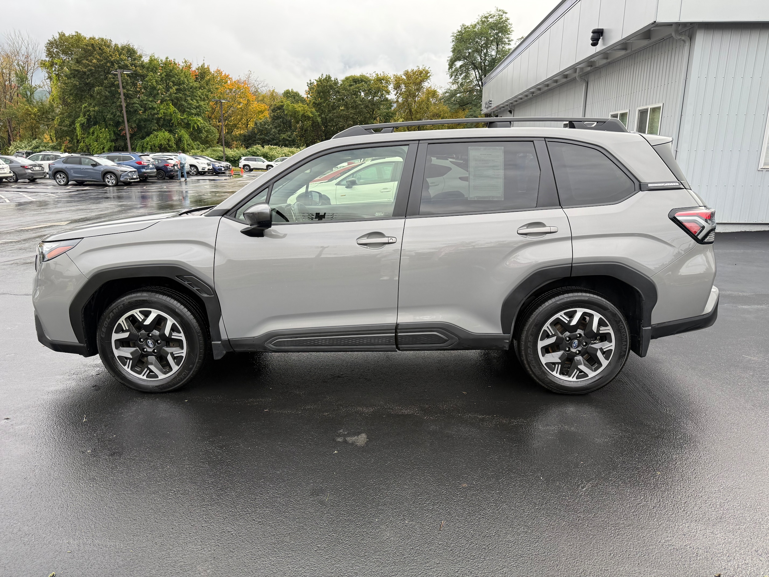 2025 Subaru Forester Premium - Photo 4