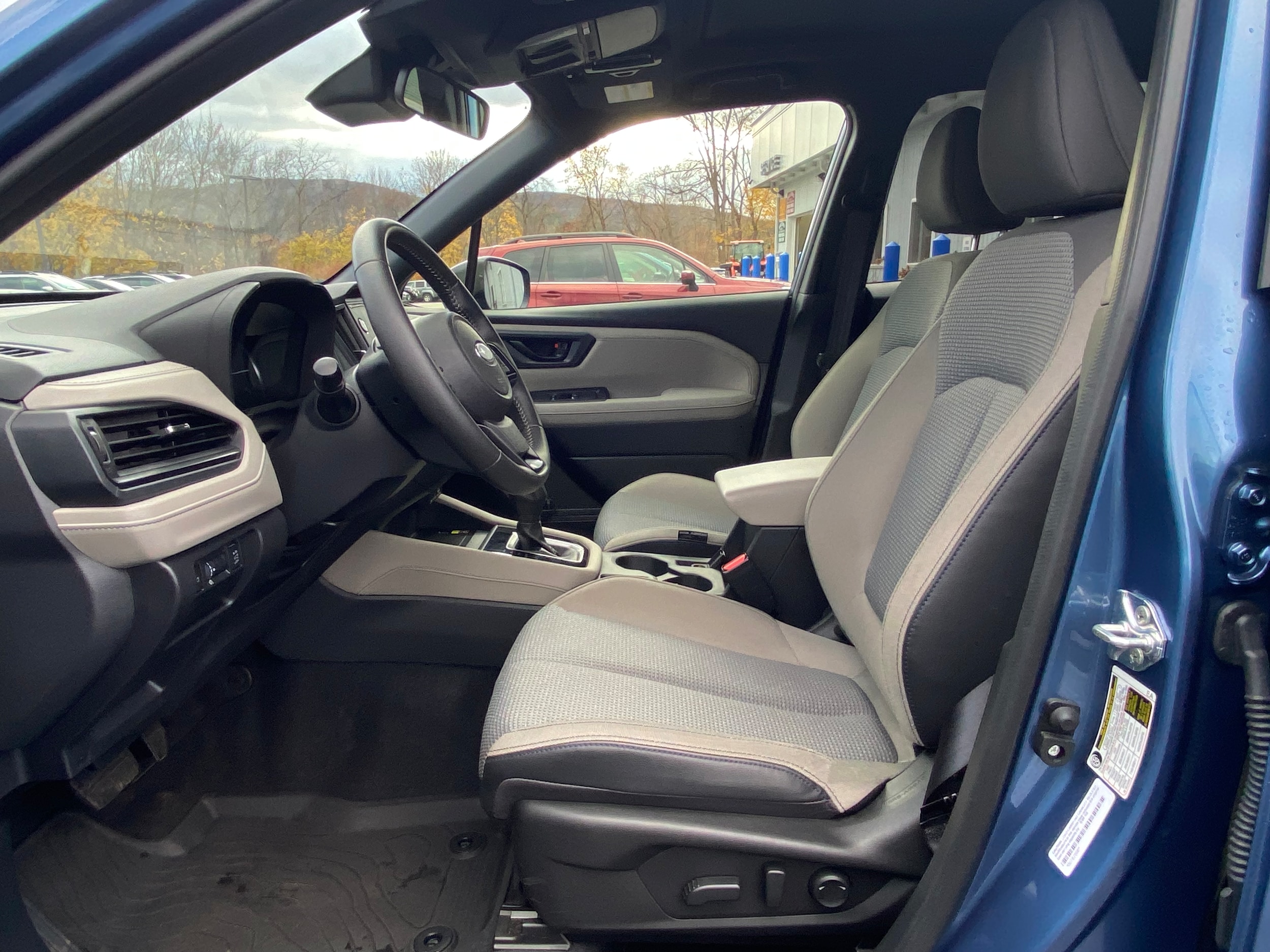 2025 Subaru Forester Premium - Photo 8