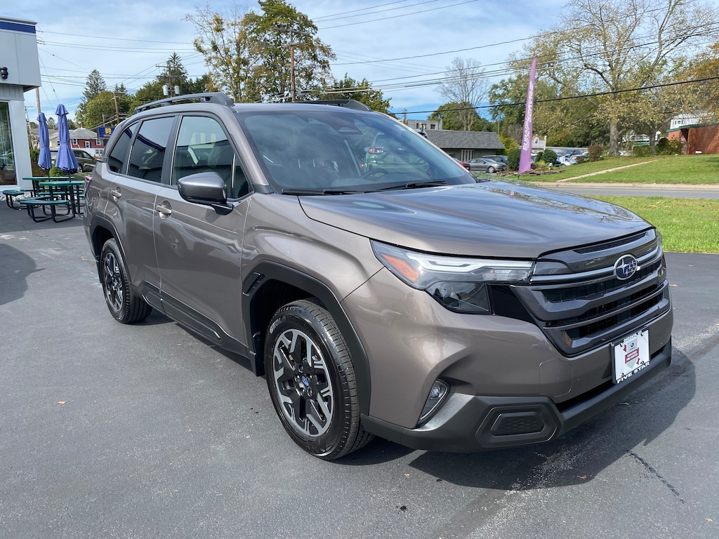 Used 2025 Subaru Forester Premium SUV
