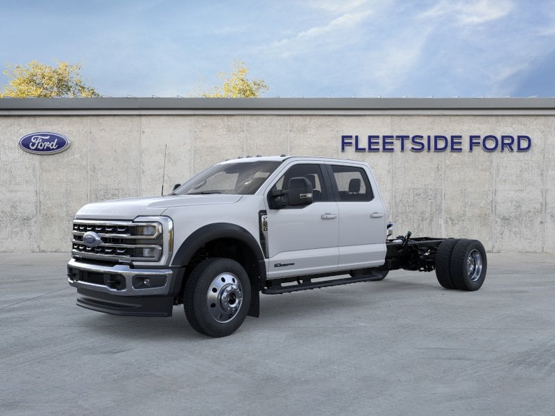 2026 Ford F-550 Super Duty Chassis Cab Lariat