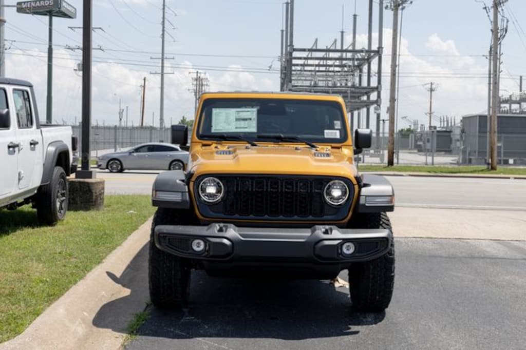 New 2026 Jeep Wrangler 4-DOOR WILLYS Sport Utility