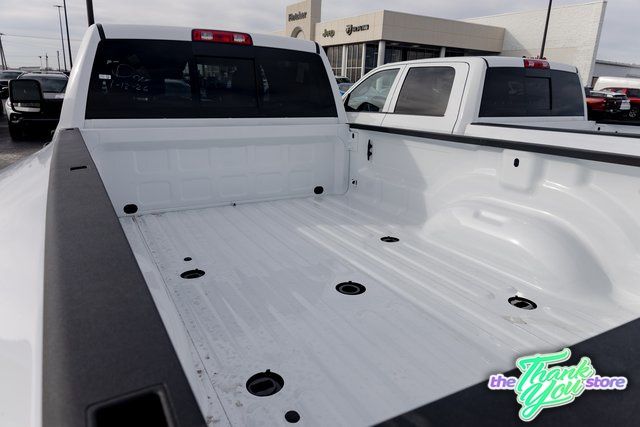 2026 RAM 3500 Tradesman - Photo 6