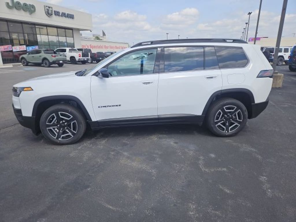New 2026 Jeep Cherokee LAREDO 4X4 Sport Utility