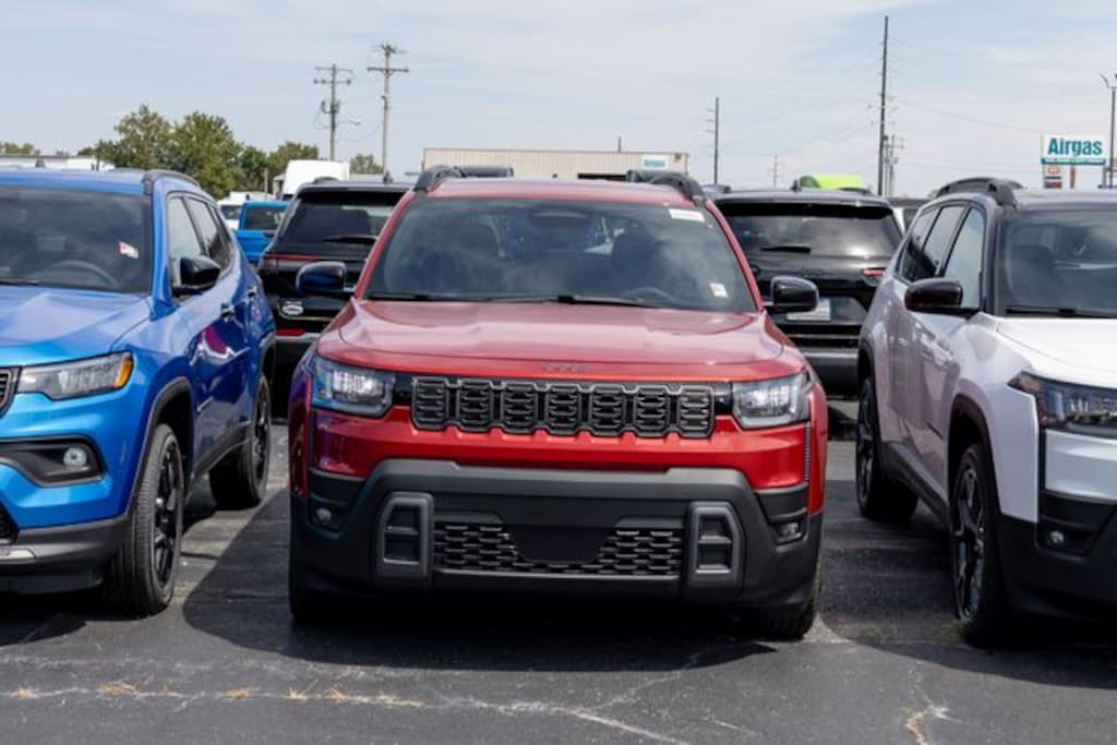 New 2026 Jeep Cherokee LAREDO 4X4 Sport Utility