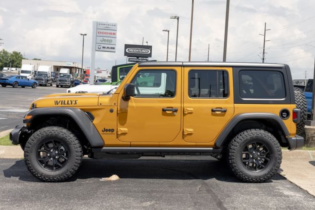 New 2026 Jeep Wrangler 4-DOOR WILLYS Sport Utility