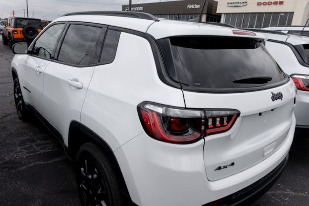 New 2026 Jeep Compass LATITUDE ALTITUDE 4X4 Sport Utility