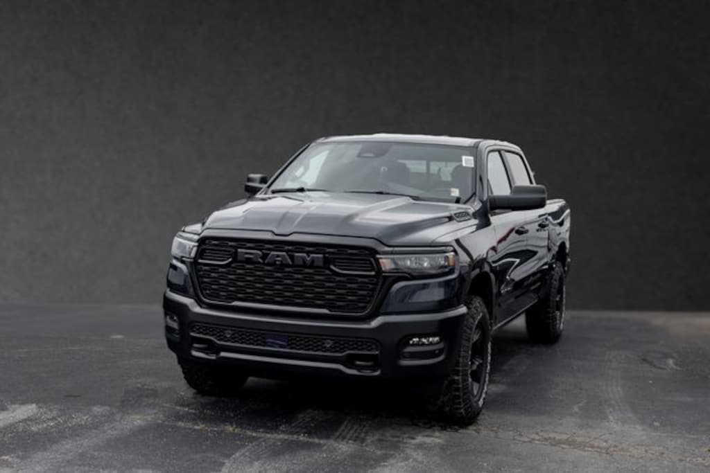 New 2026 Ram 1500 WARLOCK CREW CAB 4X4 5'7 BOX Pickup