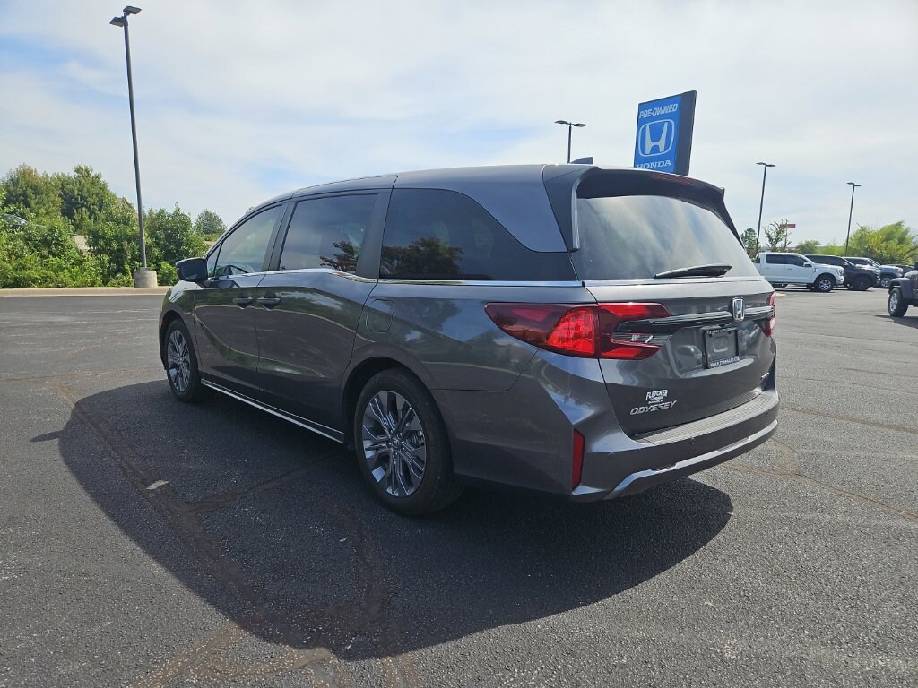 Used 2025 Honda Odyssey Touring Minivan/Van