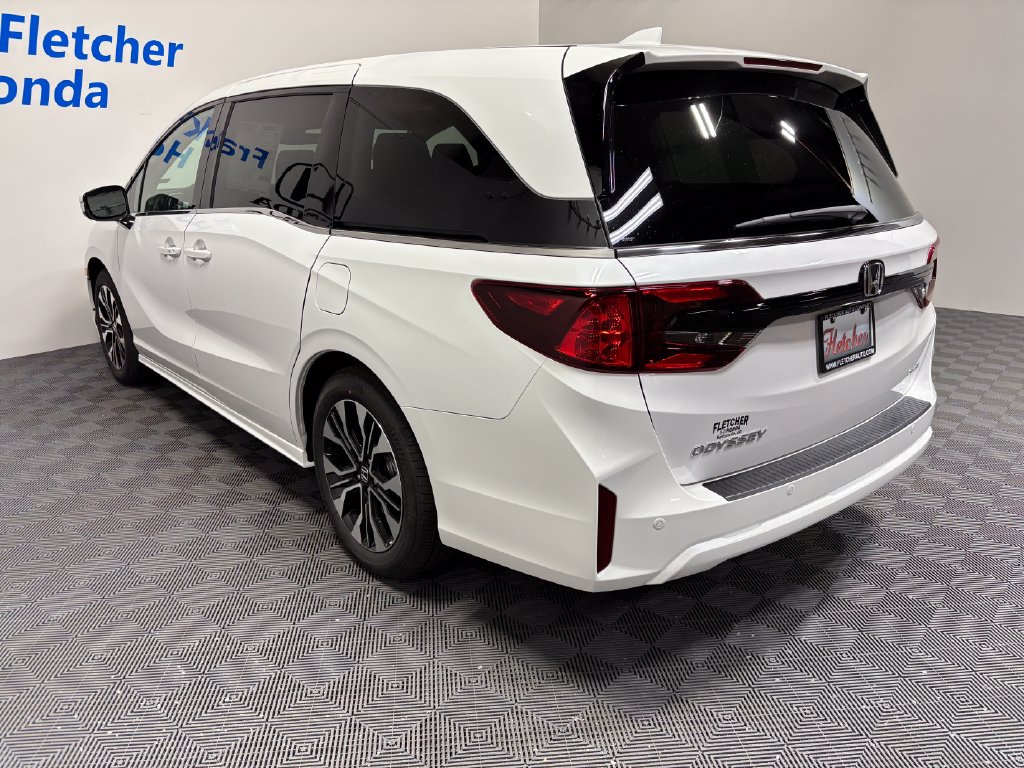 New 2027 Honda Odyssey Elite Van Passenger Van