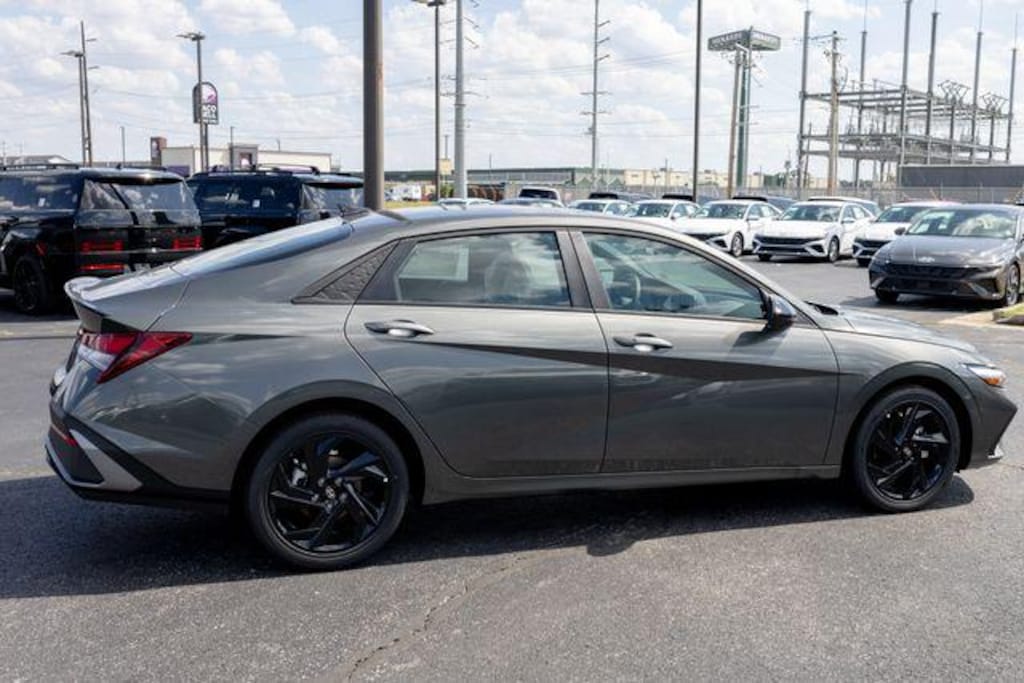 New 2026 Hyundai Elantra SEL Sport Plus Sedan