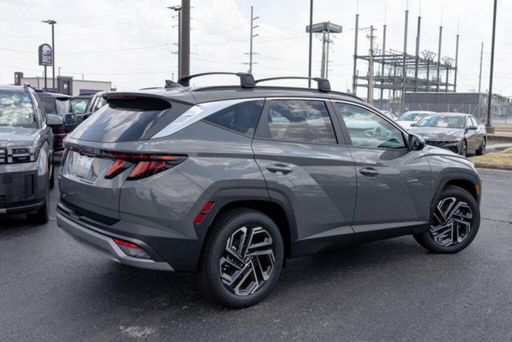 New 2026 Hyundai Tucson SEL Plus FWD SUV