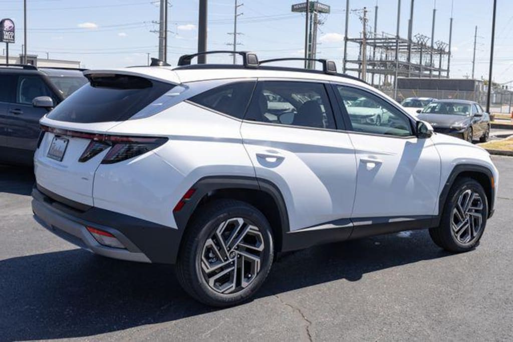 New 2026 Hyundai Tucson Limited AWD SUV