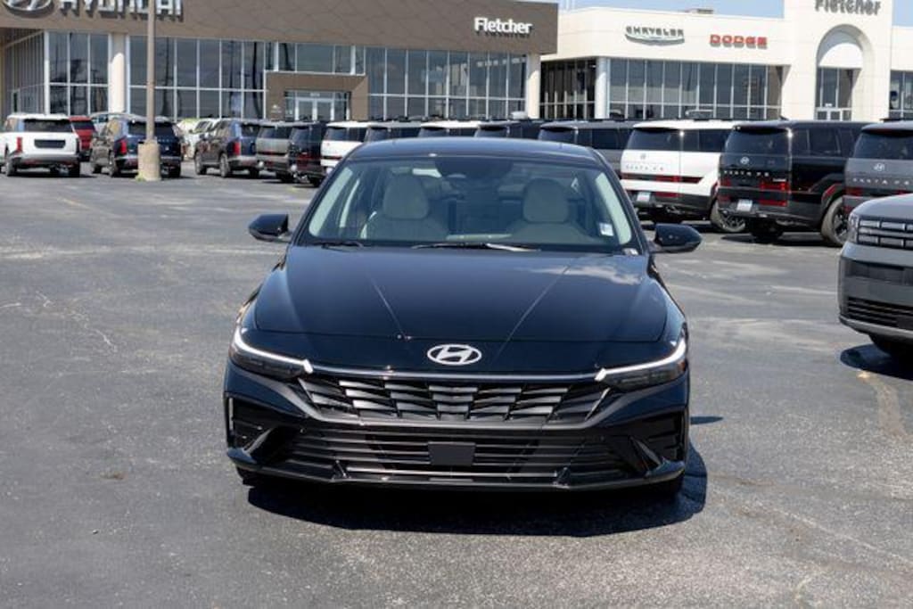 New 2026 Hyundai Elantra Limited Sedan