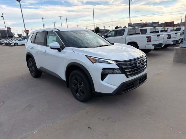 New 2026 Nissan Rogue SV SUV