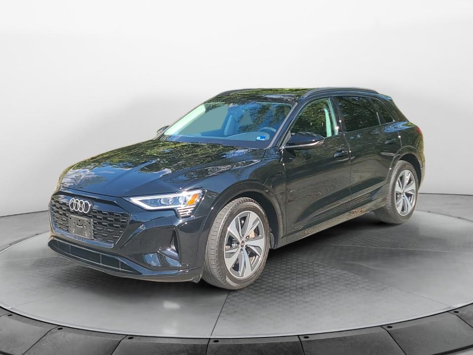 Used 2024 Audi Q8 e-tron Premium SUV