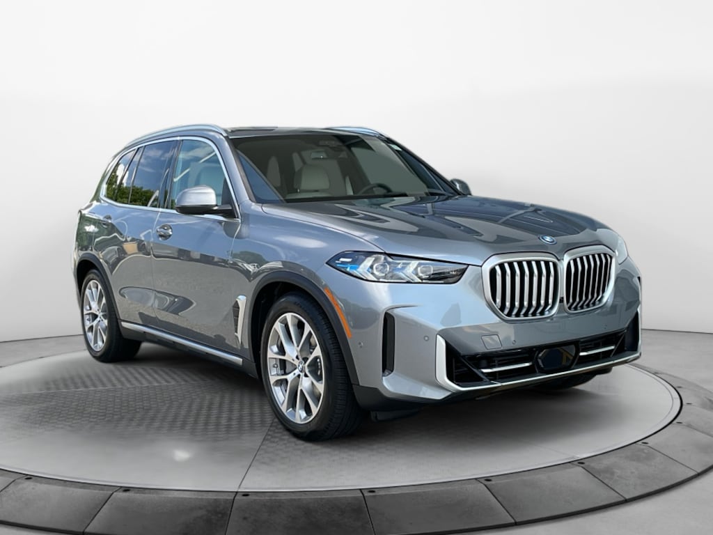 New 2026 BMW X5 PHEV xDrive50e SUV