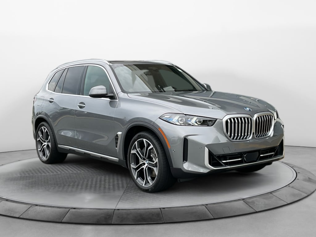 New 2026 BMW X5 PHEV xDrive50e SUV