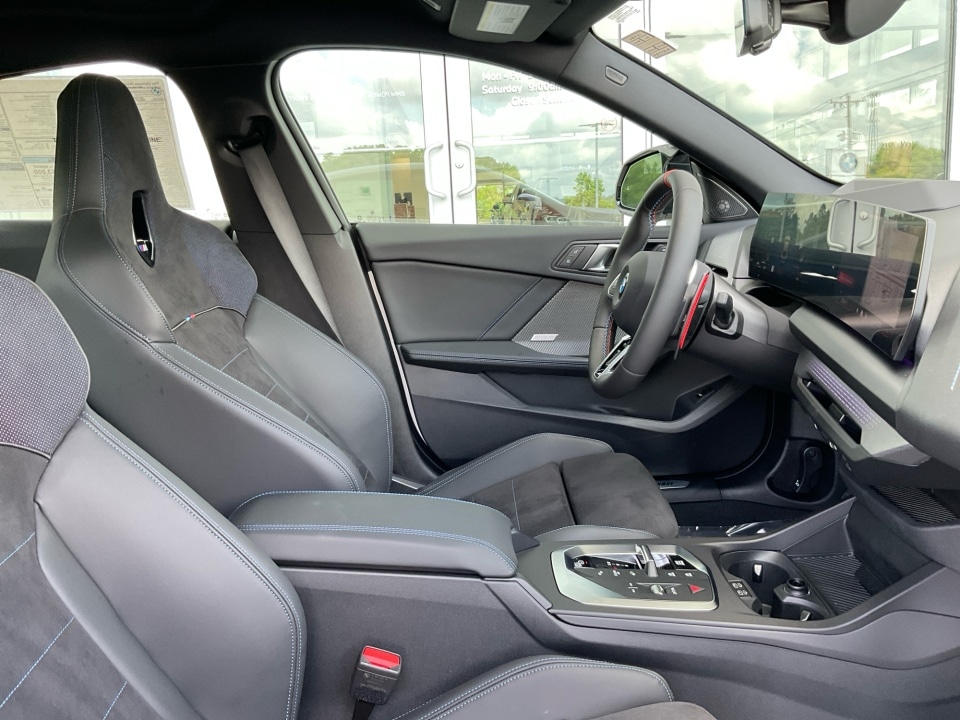 2026 BMW 2 Series M235 - Photo 30